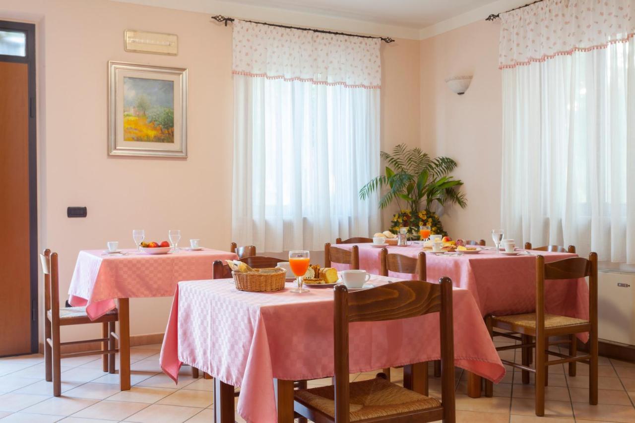 Agriturismo La Panoramica Villa Assisi Bagian luar foto