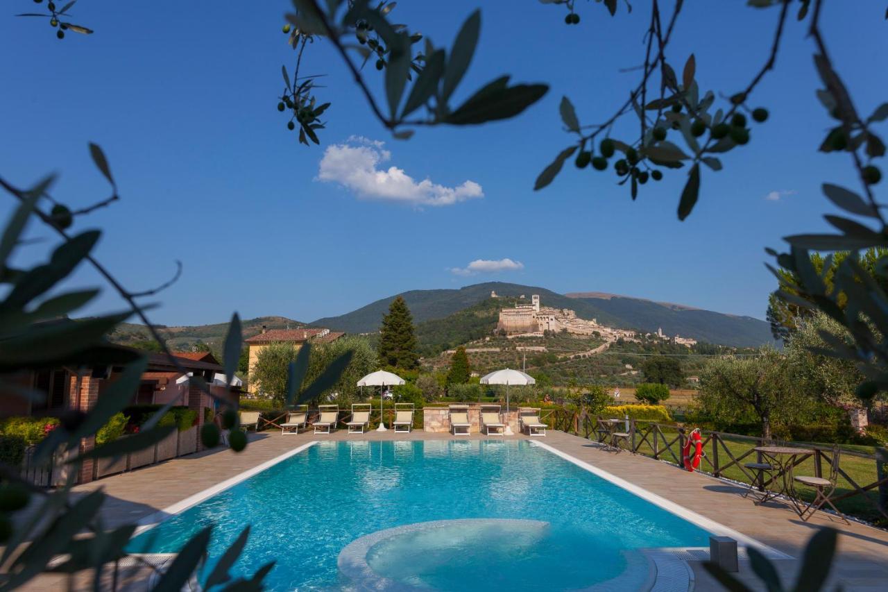 Agriturismo La Panoramica Villa Assisi Bagian luar foto