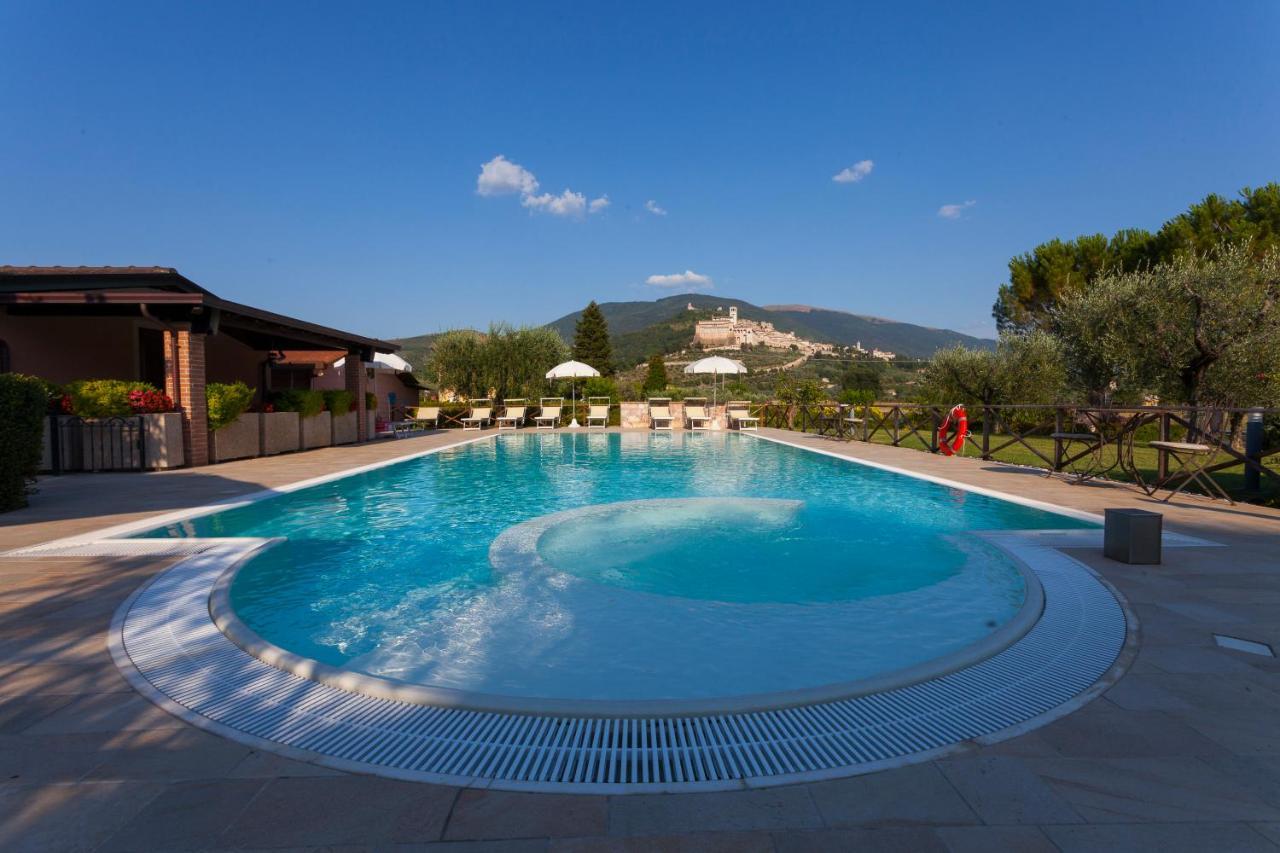 Agriturismo La Panoramica Villa Assisi Bagian luar foto