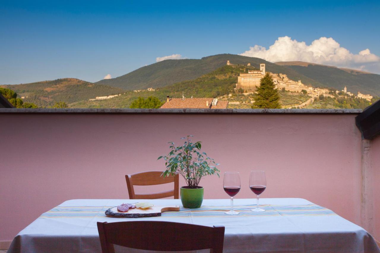 Agriturismo La Panoramica Villa Assisi Bagian luar foto