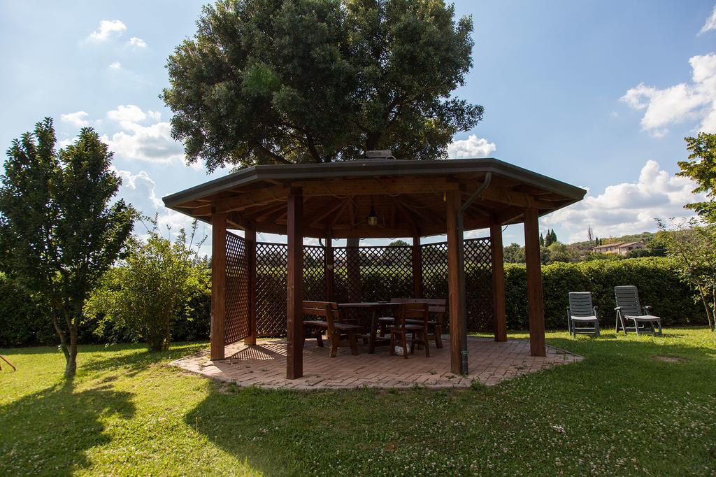 Agriturismo La Panoramica Villa Assisi Bagian luar foto