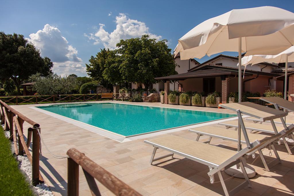 Agriturismo La Panoramica Villa Assisi Bagian luar foto