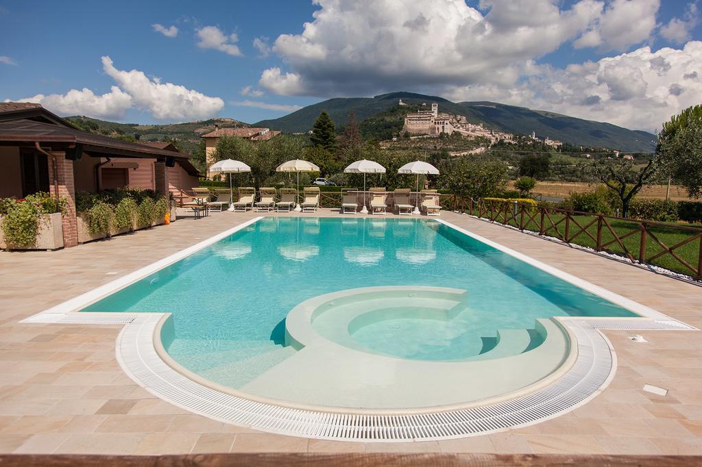 Agriturismo La Panoramica Villa Assisi Bagian luar foto