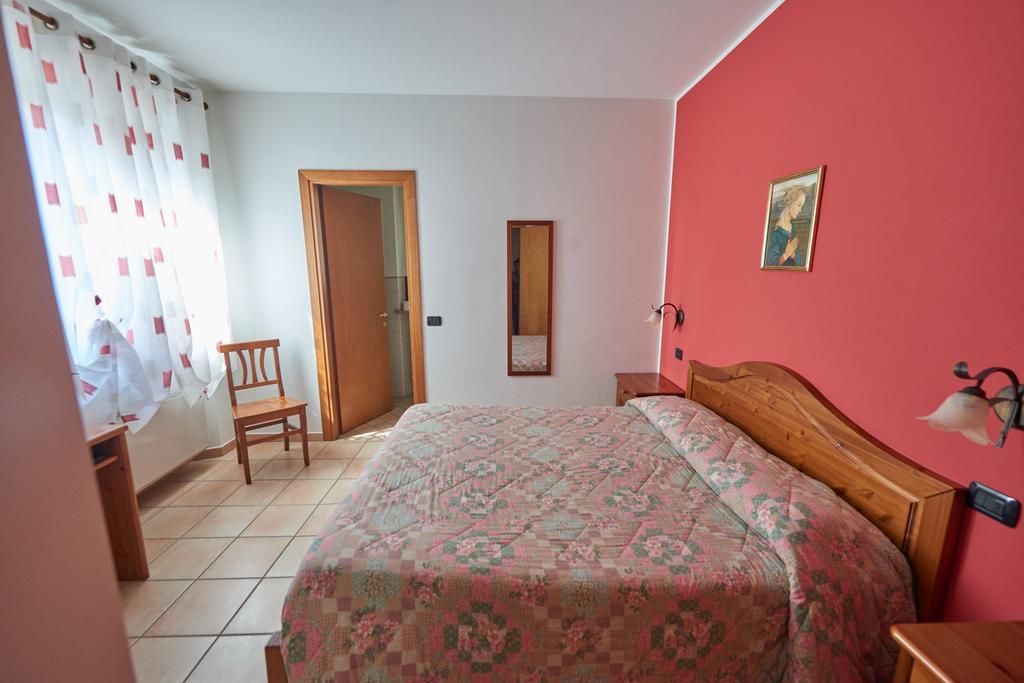 Agriturismo La Panoramica Villa Assisi Bagian luar foto